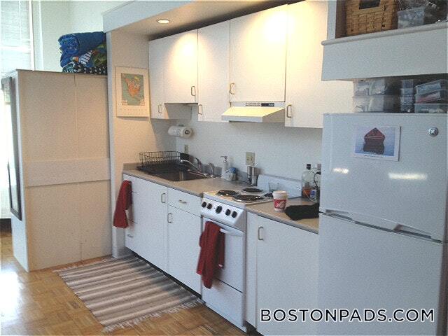 Photo - 61 Brookline Ave Unidad 303