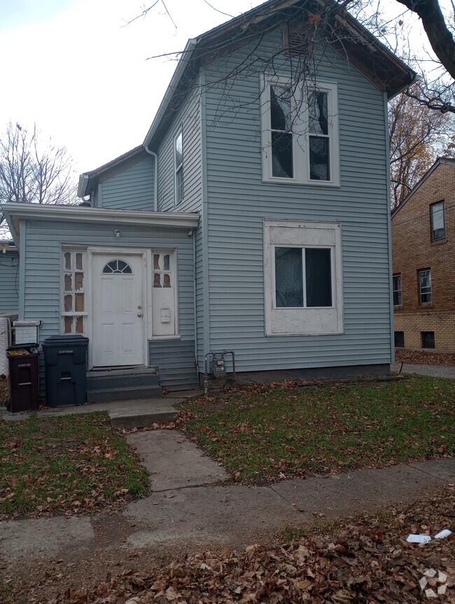 Building Photo - 619 Faurot Ave Rental