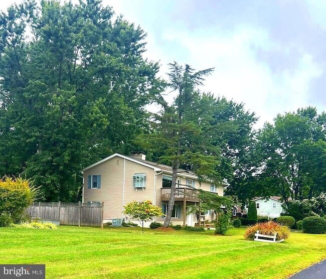 Photo - 122 E Bay View Dr