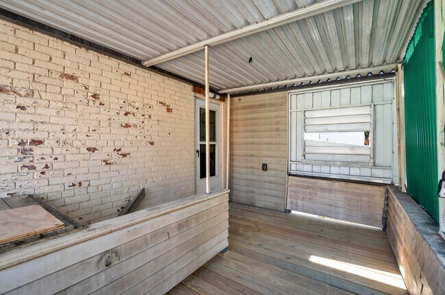 Photo - 72 S 14th St Unit Second Floor