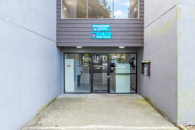 Entrance - Pacific Park Apartments