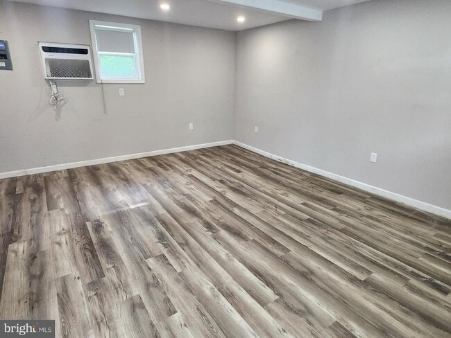 9349 Valley Rd Unidad 106