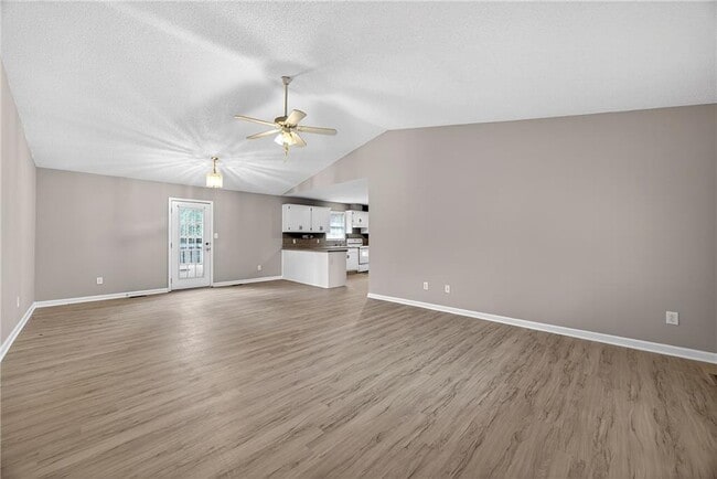 Photo - 175 White Tail Hills Dr