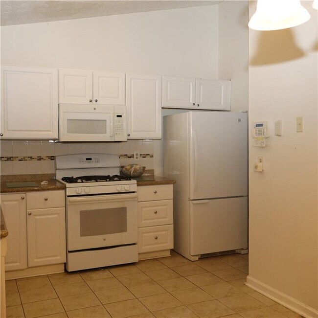 Photo - 2995 Meadow Wood Ct NW