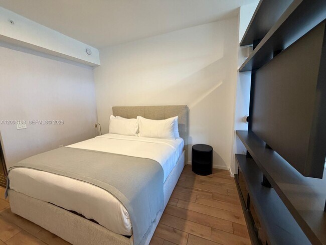 Photo - 398 NE 5th St Unit 4216