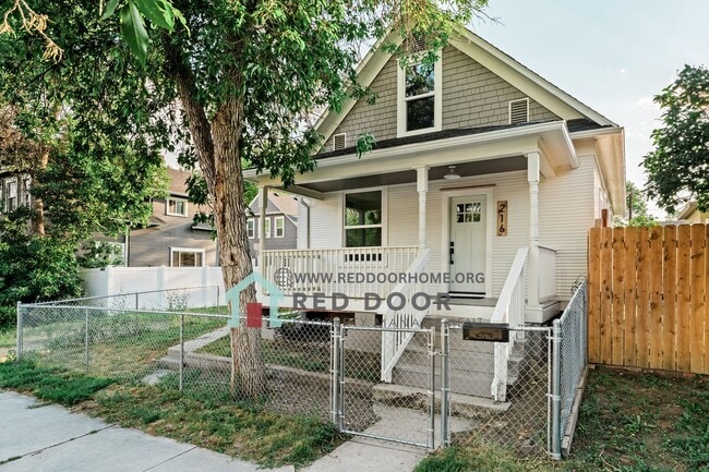 Building Photo - Beautiful 4-bedroom, 2-bathroom home