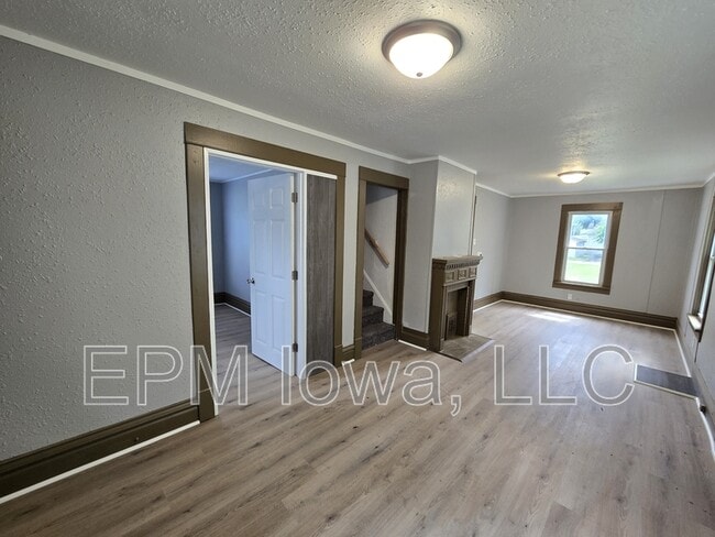 Photo - 716 Fowler St
