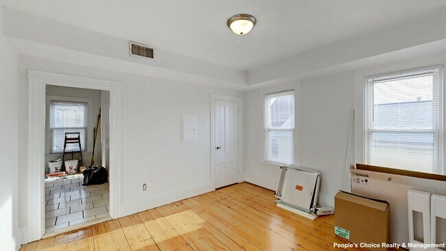 Photo - 15 Vinal Ave Unit 2b
