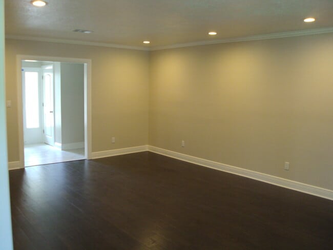Front room with italian engineered flooring - 2490 Harrison Ave