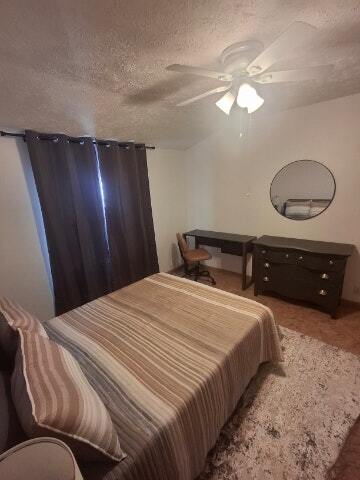 Photo - 602 Saunders Rd