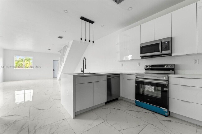 Photo - 2143 NW Fourth Street 2, Pompano Beach, FL...