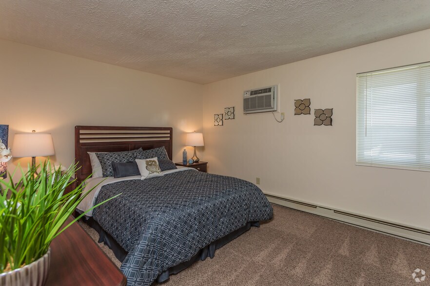 Little Acres Apartments & Townhomes For Rent in Hermitage, PA