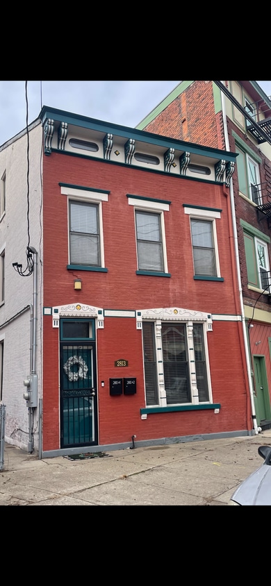 Entrance/front view - 2813 Colerain Ave (Cincinnati, OH)