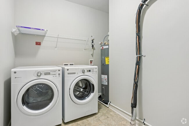 3BR, 2BA - 1,297SF - Laundry