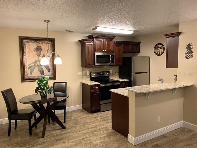 Photo - 2612 Grassy Point Dr Unit 102