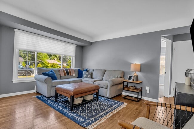 Photo - 3711 Normandy Rd