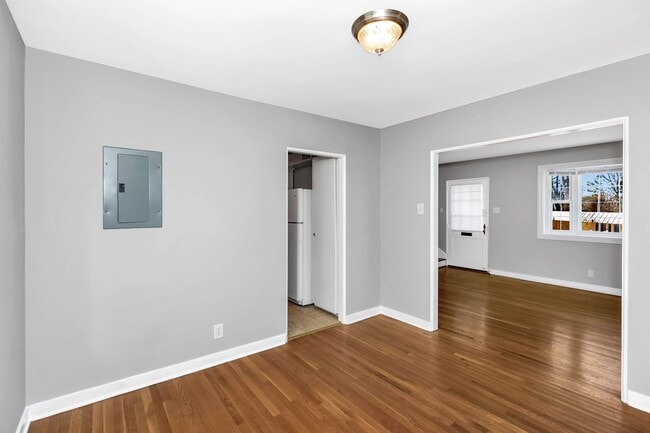 Photo - 207 Windham St SE Unidad 1