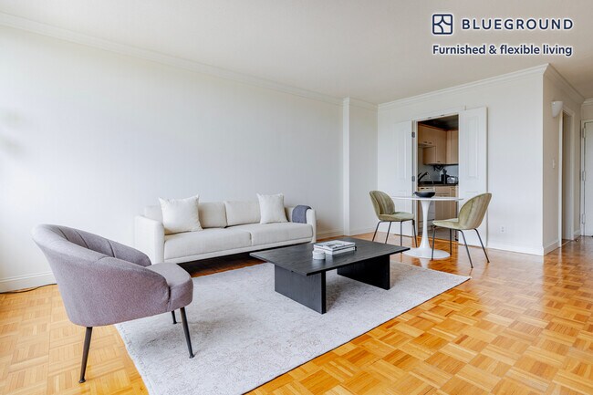 Photo - 221 Massachusetts Ave Unidad FL9-ID1077