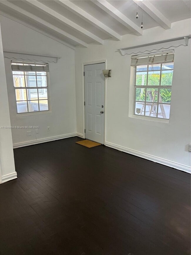 Building Photo - 1214 Madrid St Unit EFF Rental