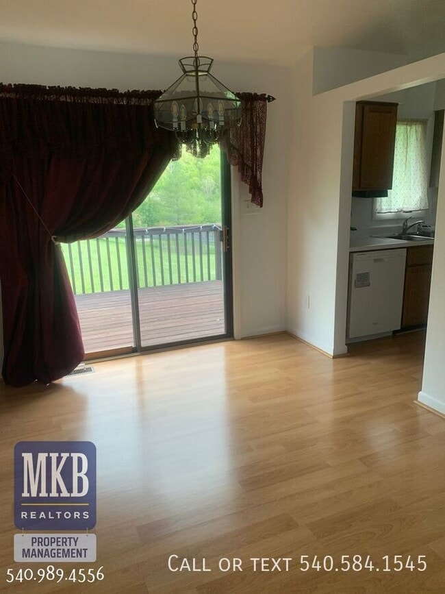 Photo - 7847 Forest Edge Dr