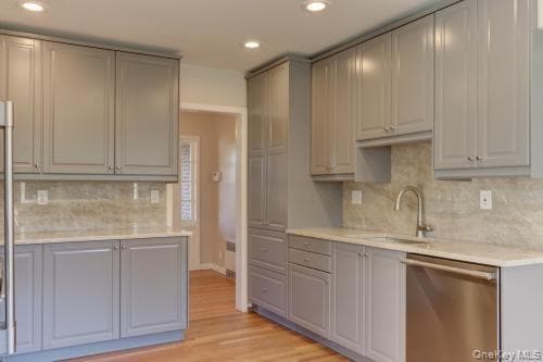 Photo - 190 Brompton Rd