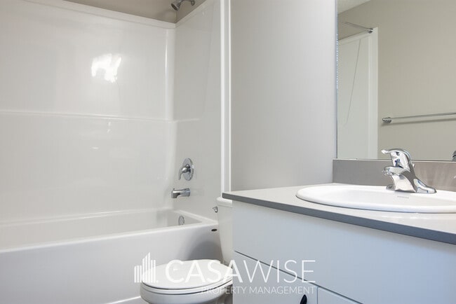 Photo - 6211-6176 176 Ave NW