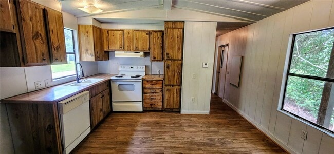 Photo - 2066 County Rd 332