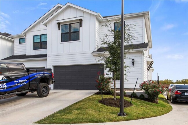 Photo - 135 Amber Fields Trail Unidad C Rental
