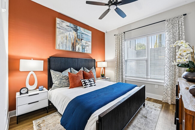 37-web-or-mls-Unit L03-S2504-018