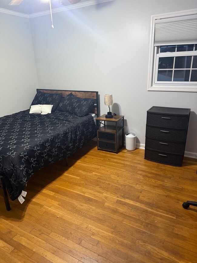 Photo - 135 Clay St