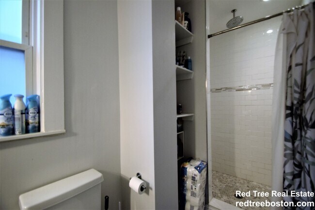 Photo - 82 Hillside St Unidad 2