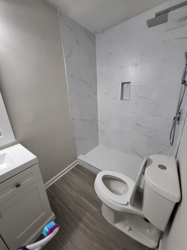 Building Photo - 9310 Cedar Ridge Dr NW Unit A
