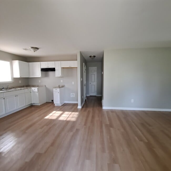 Photo - 1409 Reata Pass