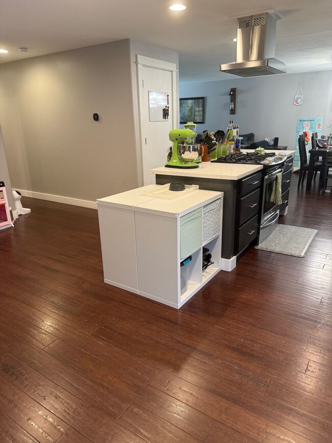 Photo - Spacious 4-bdrm/2.5-bath Hillsboro home. Fenced yard w/ covered deck, 2-car garage, great location