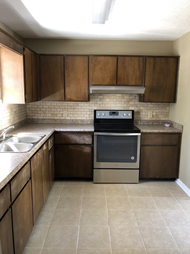 Photo - 3 Bed 1 Bath Home Available Soon !