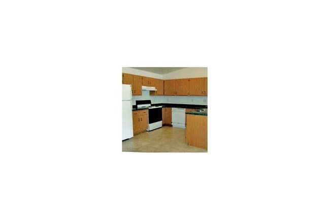 COMMERCIAL SQUARE APTS