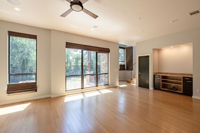 Photo - 308 Terrace Dr