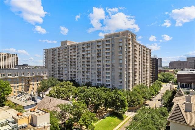 Building Photo - 3225 Turtle Creek Blvd Unit 707