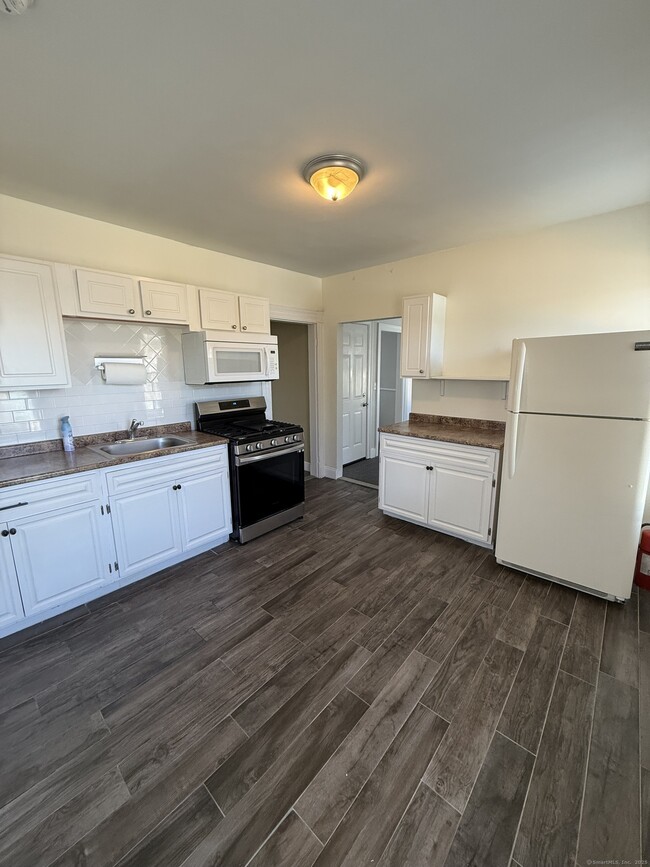 Photo - 128 Spring St
