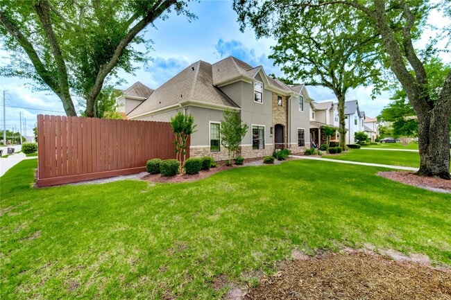 Photo - 1403 Wakefield Dr