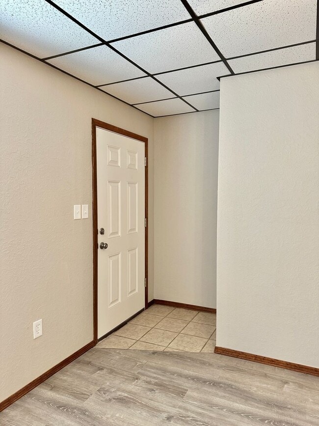 Photo - 4647 W Gore Blvd Unit Baxter Quad-2