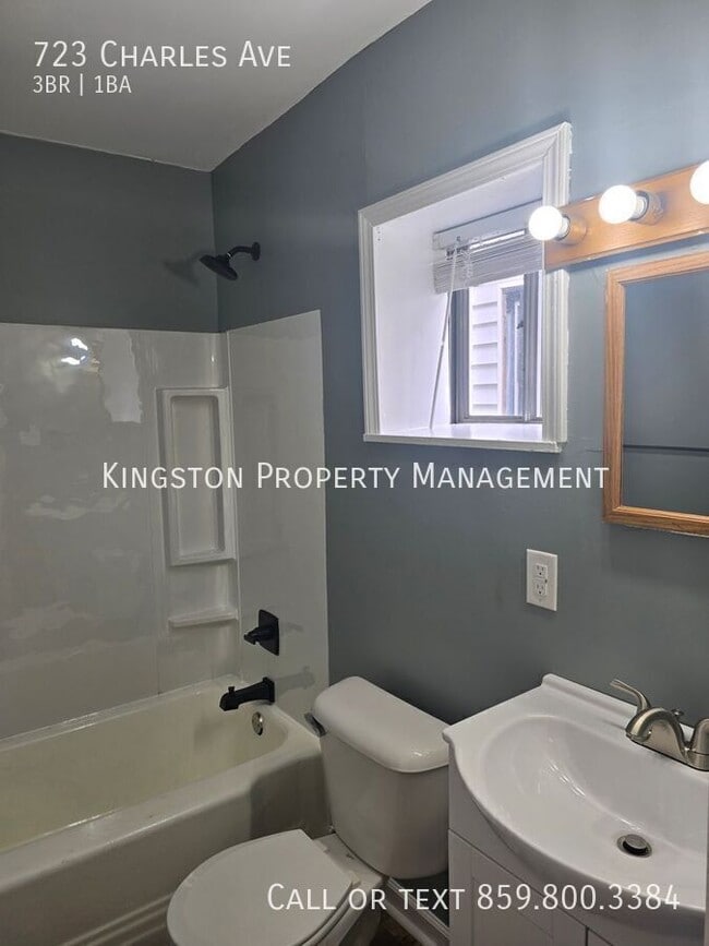 Photo - 723 Charles Ave