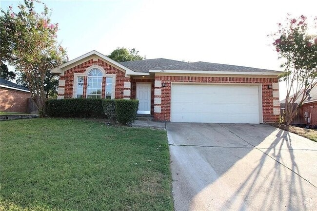 Building Photo - 4926 Brazoswood Cir Rental