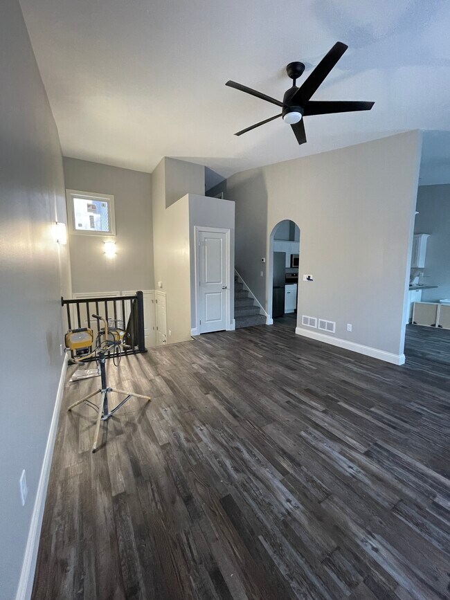 Photo - 18448 English Ave