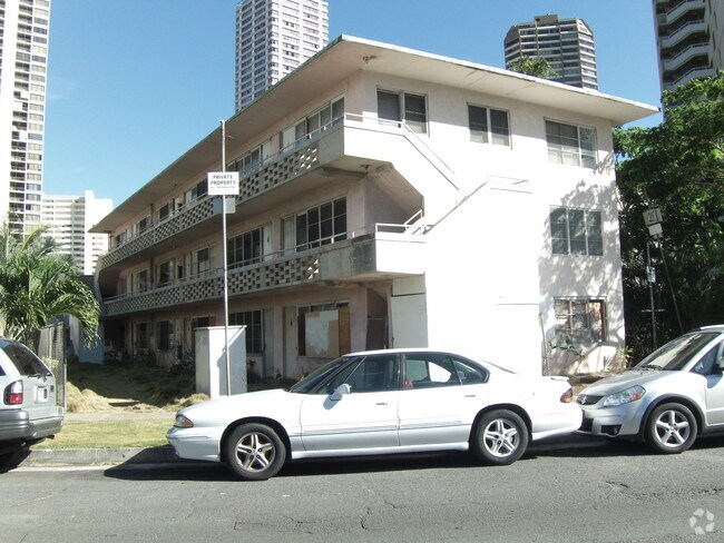 Photo - 1615 Ala Wai Blvd Apartments