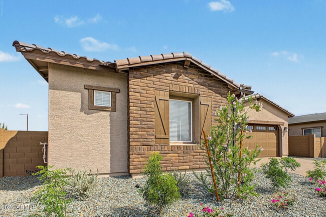 9654 W Mitchell Dr