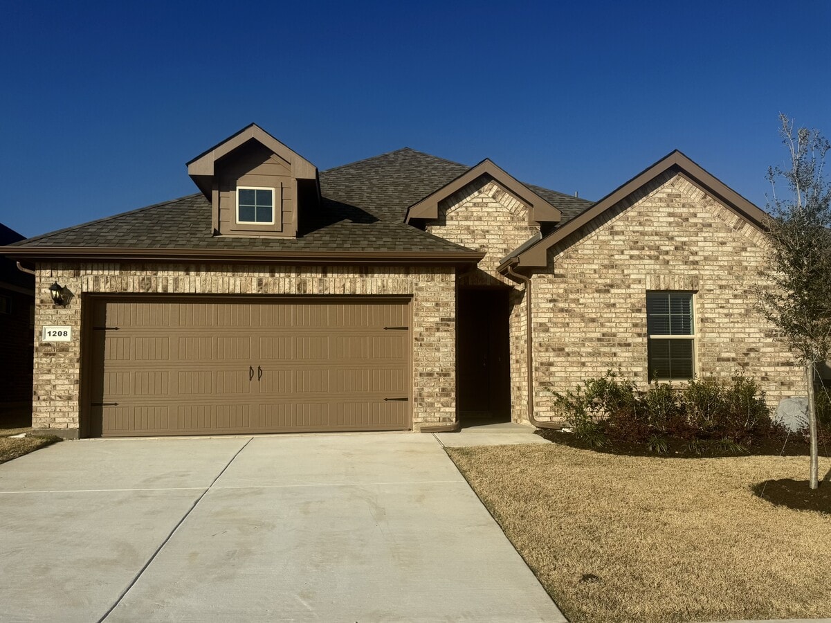 Photo - 1208 Marsha Ln