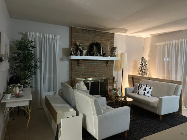 Photo - 183 Blakeford Dr