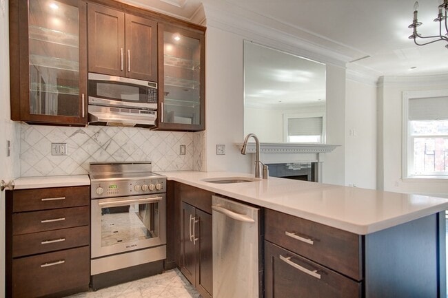 Photo - 395 Marlborough St Unit 7