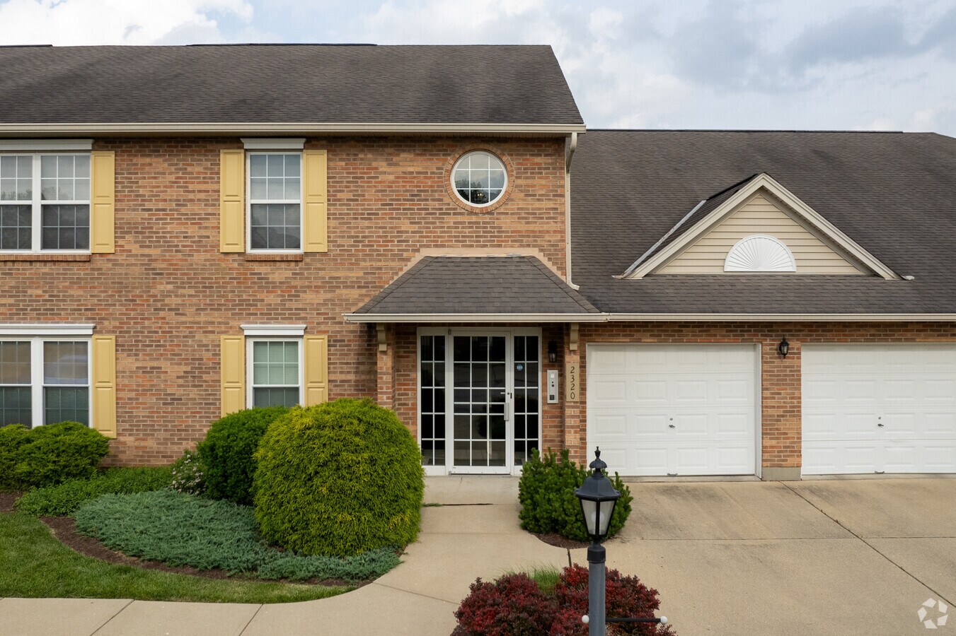 Photo - Cross Creek Condominiums